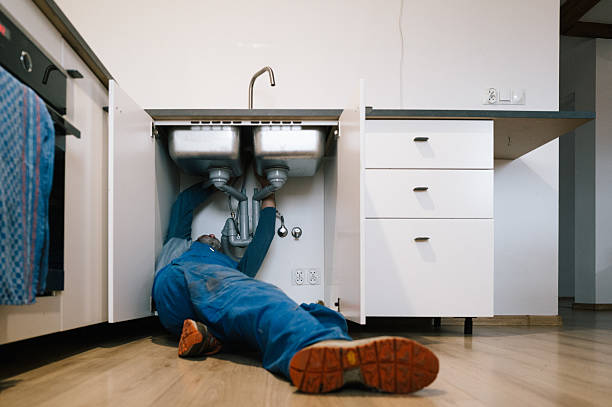 Professional Drain Cleaning technician working in Wahiawa, HI